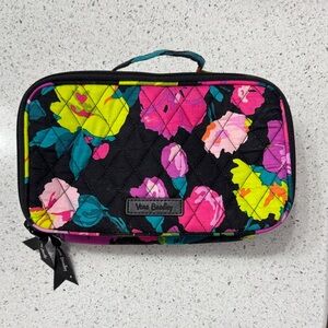 Vera Bradley Blush and Brush makeup case in Hilo Meadow